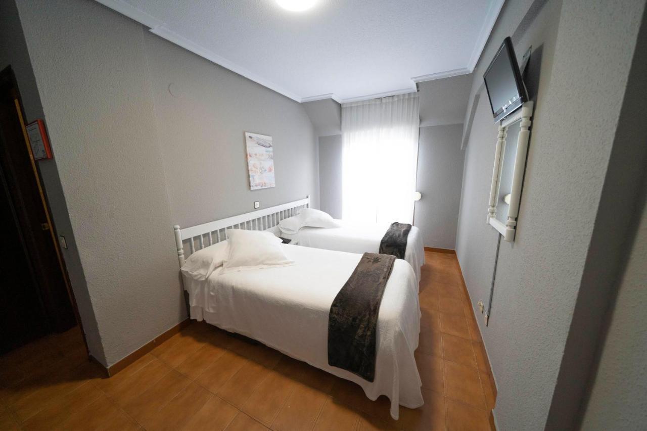 Isla Plana Hotel Isabel מראה חיצוני תמונה